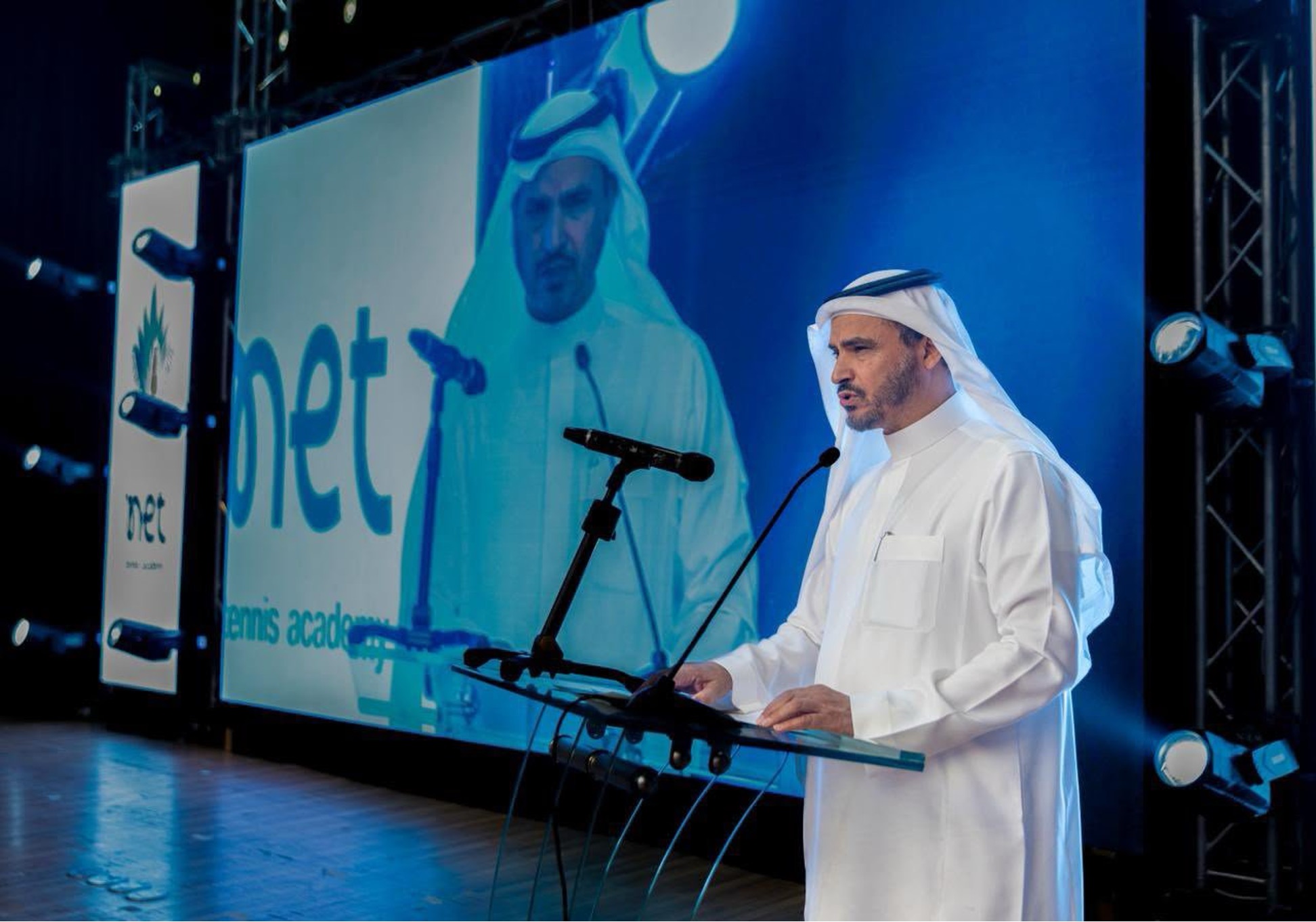 كليات عنيزة تُدشّن فرصة استثمارية جديدة بالشراكة مع أكاديمية "Net" للتنس